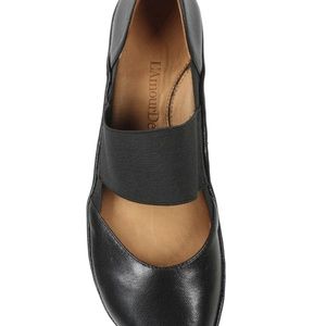 L'AMOUR DES PIEDS Camile Wedge Pump